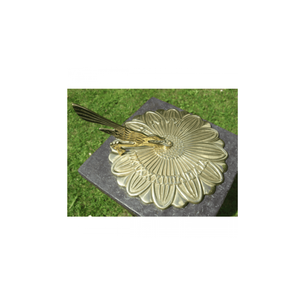 Black Country Metal Works Polished Brass 'Sunflower' Sundial - 200mm - Tool Source - Buy Tools and Hardware Online